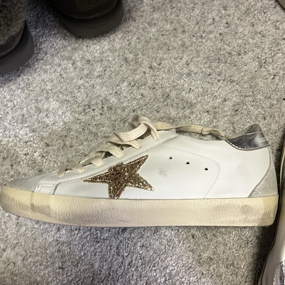 Brand New Golden Goose super-star sneakers - Picture 2 of 6